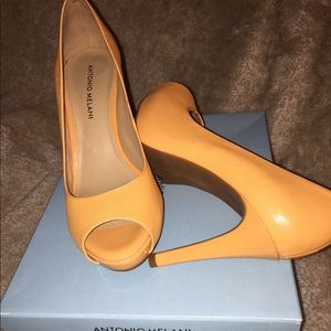 Antonio Melani Heels